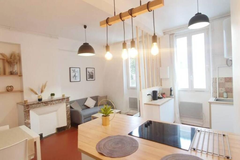 T2 Cosy Au Calme,Entree Autonome,Centre Historique Apartment Montélimar Екстериор снимка