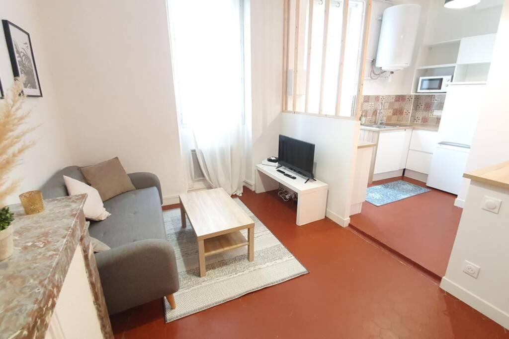 T2 Cosy Au Calme,Entree Autonome,Centre Historique Apartment Montélimar Екстериор снимка